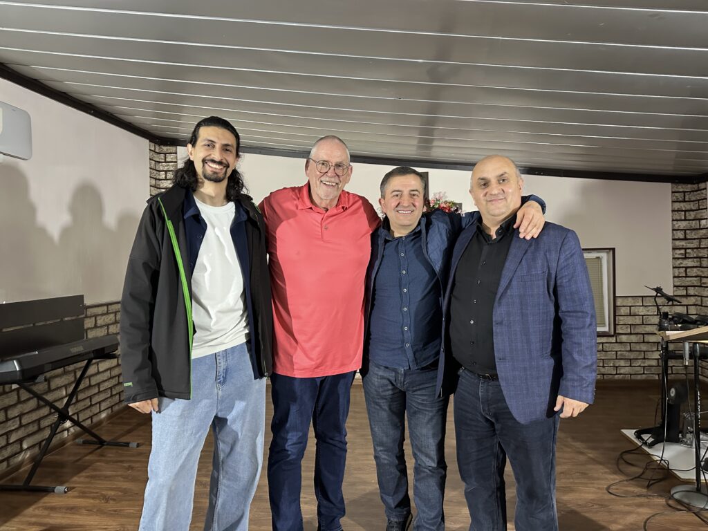 Georgi, Tato, Gala, RP