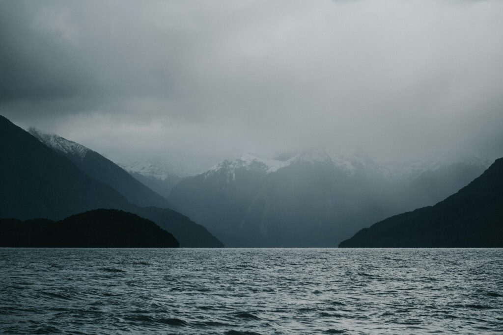 chaz-mcgregor-GKN6rpDr0EI-unsplash